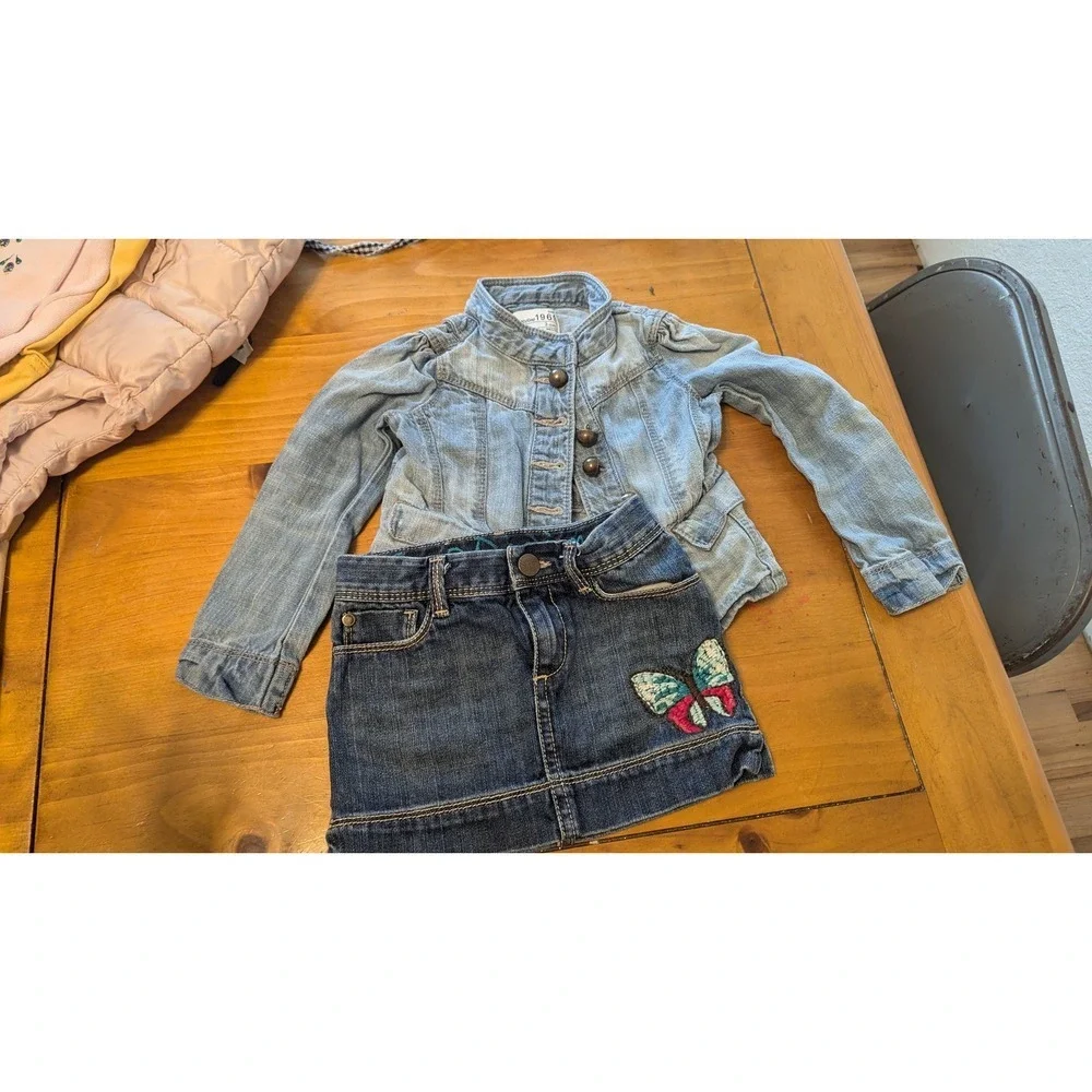 Baby Gap Toddler Girls Denim‎ Jacket and Butterfly Skirt Set Size 3 Years
